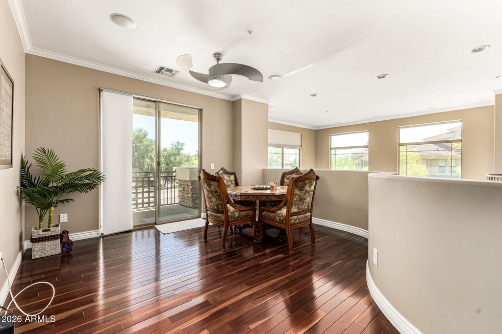 Image 11 of property listing at 14450 N THOMPSON PEAK Parkway 140, Scottsdale, AZ 85260