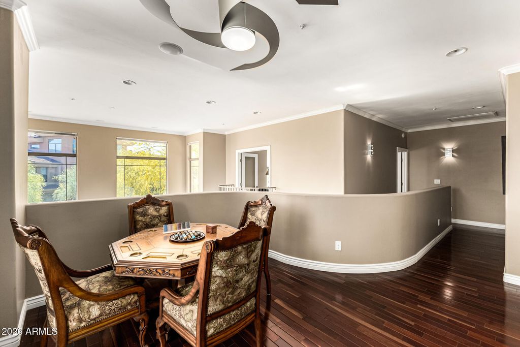 Image 12 of property listing at 14450 N THOMPSON PEAK Parkway 140, Scottsdale, AZ 85260