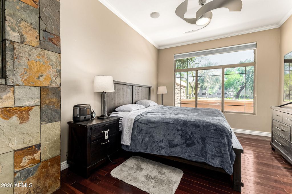 Image 13 of property listing at 14450 N THOMPSON PEAK Parkway 140, Scottsdale, AZ 85260