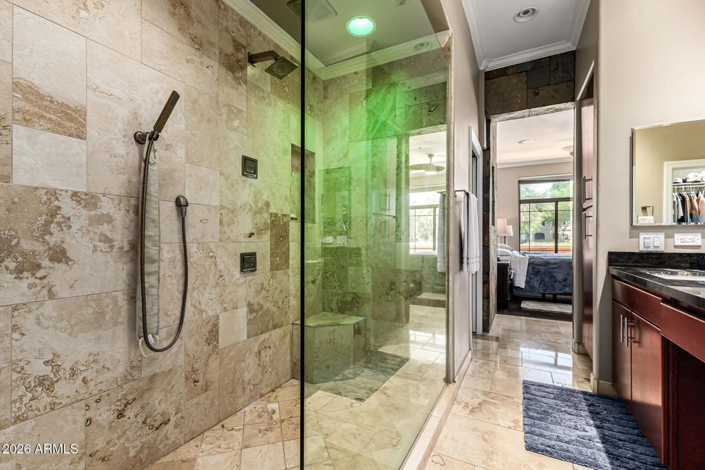 Image 16 of property listing at 14450 N THOMPSON PEAK Parkway 140, Scottsdale, AZ 85260