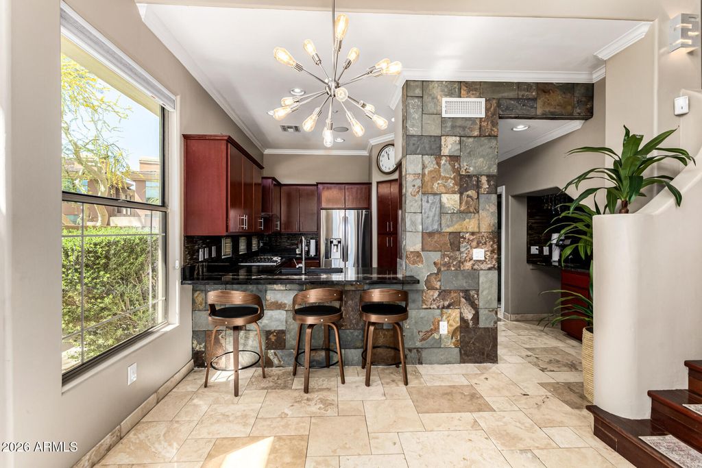 Image 4 of property listing at 14450 N THOMPSON PEAK Parkway 140, Scottsdale, AZ 85260