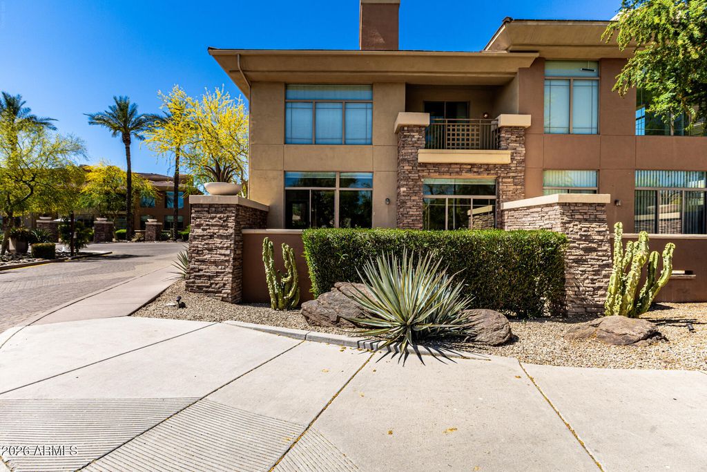 Image 42 of property listing at 14450 N THOMPSON PEAK Parkway 140, Scottsdale, AZ 85260