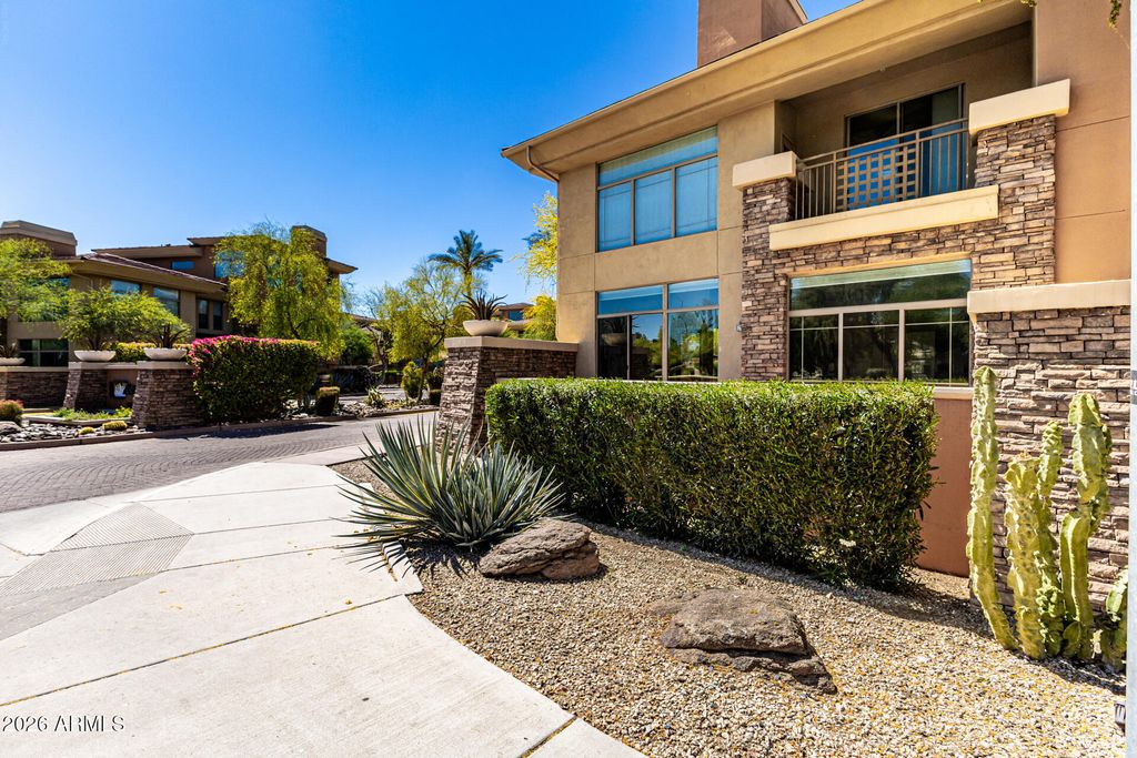 Image 43 of property listing at 14450 N THOMPSON PEAK Parkway 140, Scottsdale, AZ 85260