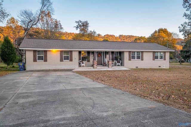 1125 Valley Drive, Attalla, AL 35954