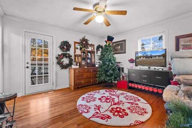 1125 Valley Drive, Attalla, AL 35954