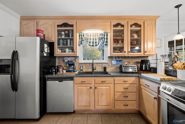 1125 Valley Drive, Attalla, AL 35954