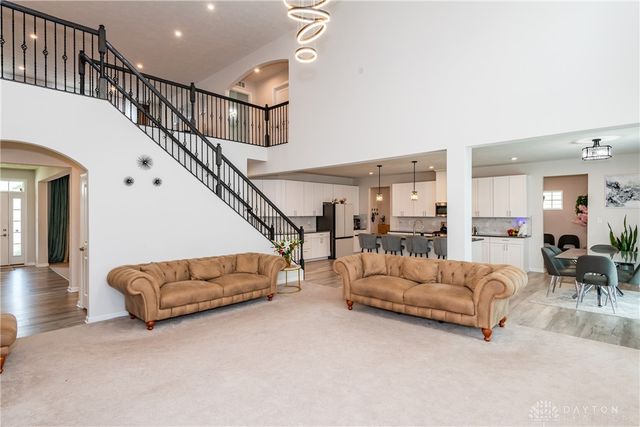 7185 Honeylocust Street, Tipp City, OH 45371