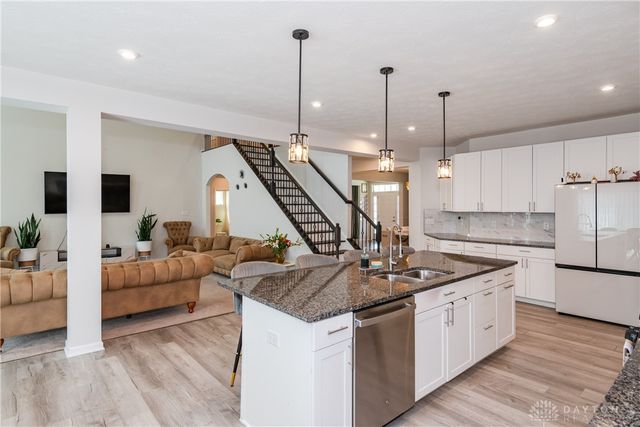 7185 Honeylocust Street, Tipp City, OH 45371
