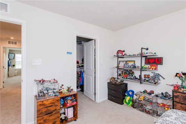 7185 Honeylocust Street, Tipp City, OH 45371