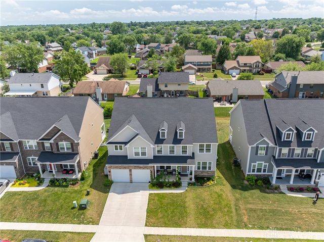 7185 Honeylocust Street, Tipp City, OH 45371
