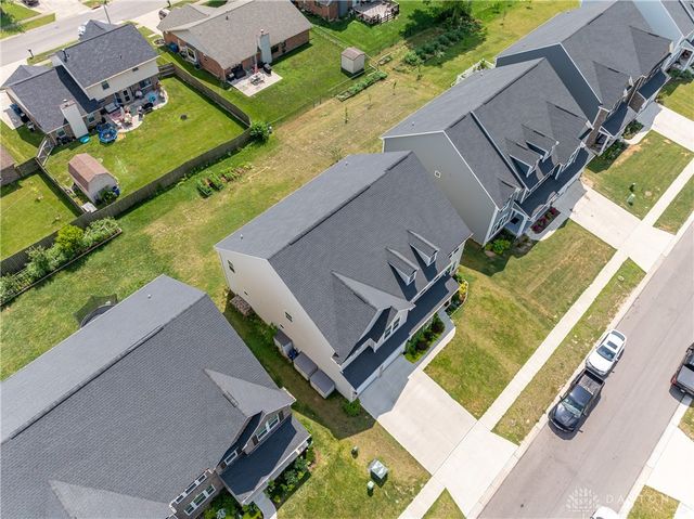 7185 Honeylocust Street, Tipp City, OH 45371
