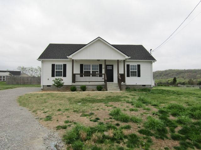 727 Ella Ct, Lewisburg, TN 37091