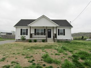 727 Ella Ct, Lewisburg, TN 37091