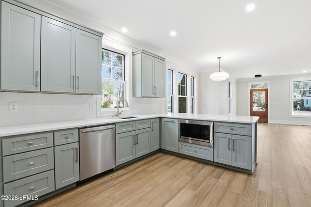 213 Sturdevant Drive, Beaufort, SC 29902