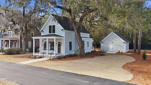 213 Sturdevant Drive, Beaufort, SC 29902