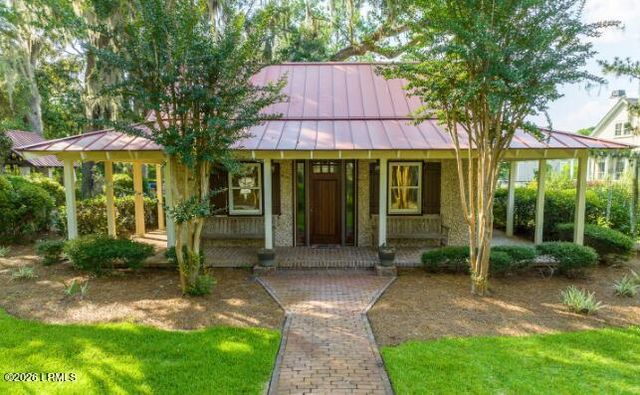213 Sturdevant Drive, Beaufort, SC 29902