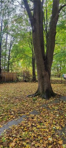 39 Taylor Street, Rochester, NY 14611