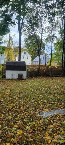 39 Taylor Street, Rochester, NY 14611