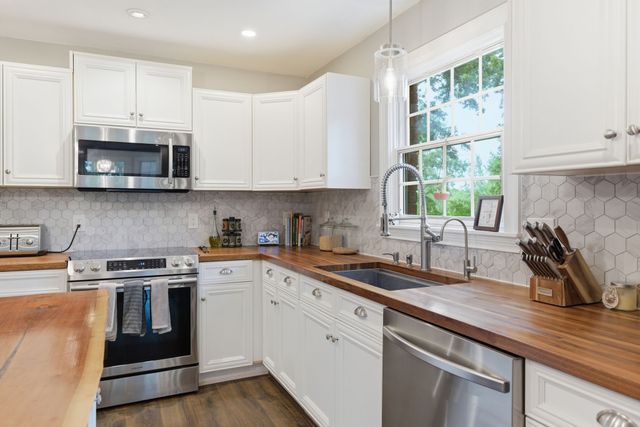 7416 Bidwell Rd, Joelton, TN 37080