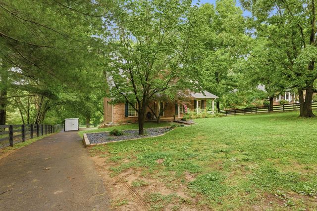 7416 Bidwell Rd, Joelton, TN 37080
