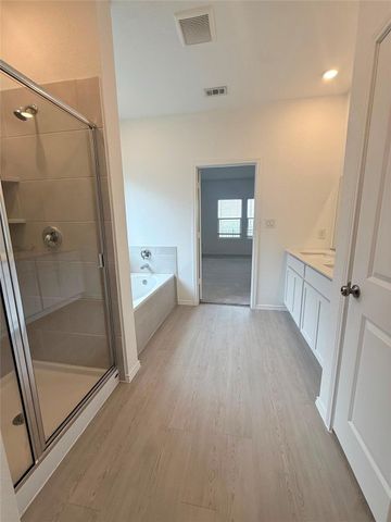 192 Rodney Boat RD, Kyle, TX 78640