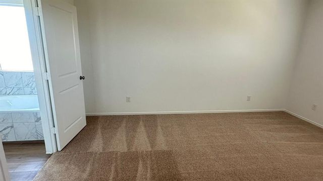 192 Rodney Boat RD, Kyle, TX 78640