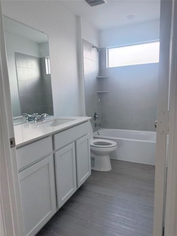 192 Rodney Boat RD, Kyle, TX 78640