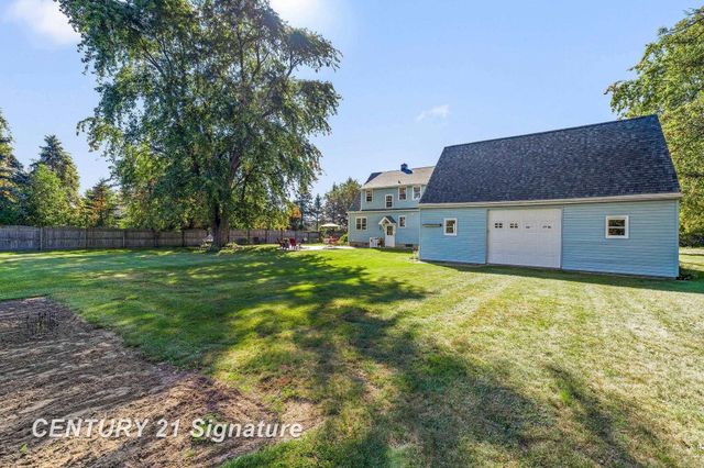 7200 Pierce Road, Tittabawassee Twp, MI 48623