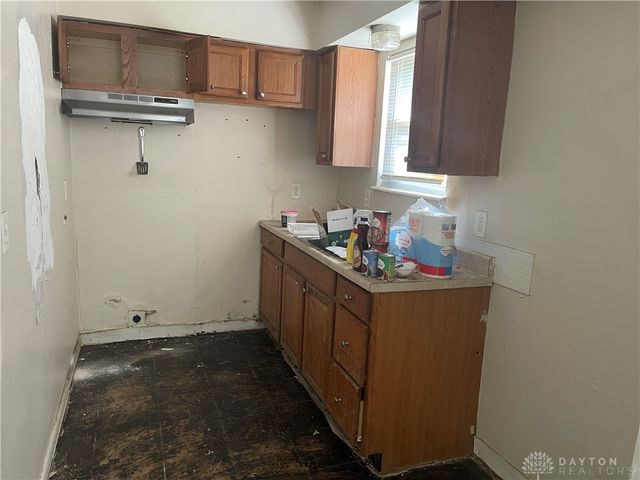 106 E Hudson Avenue, Dayton, OH 45405