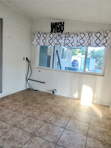 43251 San Mateo Way, Hemet, CA 92544