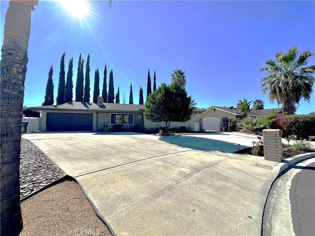 43251 San Mateo Way, Hemet, CA 92544