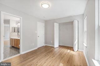 26091 LANDS END DR, Chantilly, VA 20152