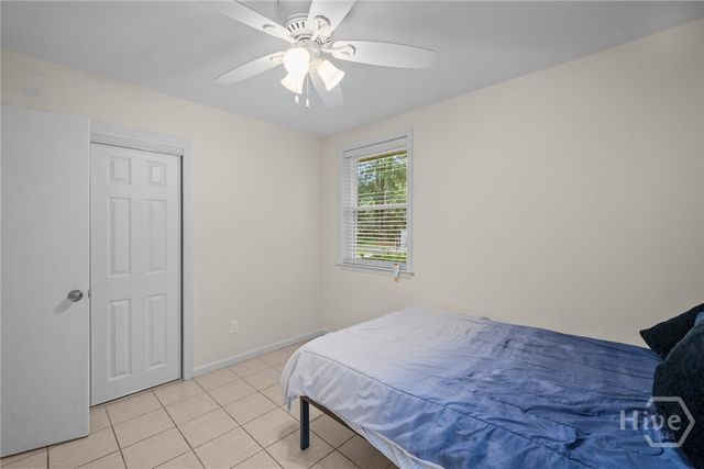 527 Red Oak Drive, Savannah, GA 31419