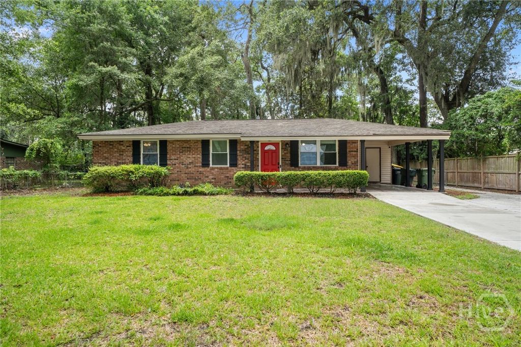Image 1 of property listing at 527 Red Oak Drive, Savannah, GA 31419