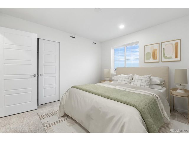 2714 Nantucket St, Strasburg, CO 80136