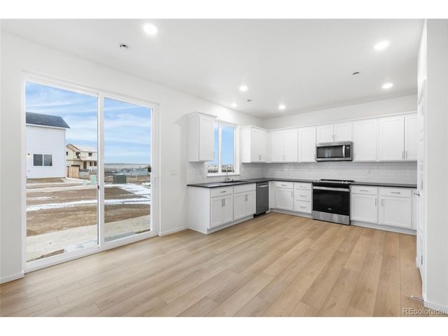 2714 Nantucket St, Strasburg, CO 80136