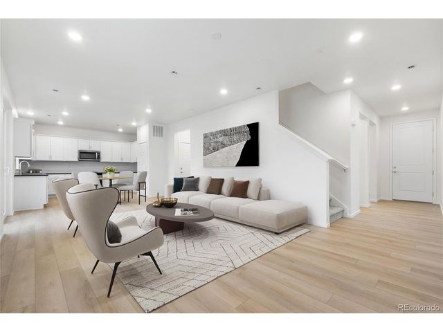 2714 Nantucket St, Strasburg, CO 80136