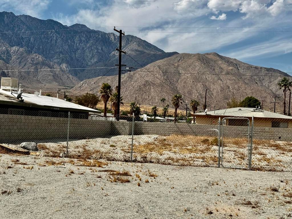 Image 5 of property listing at 3795 El Dorado Boulevard, Palm Springs, CA 92262