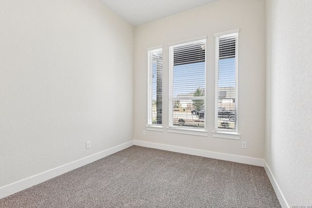 413 Sawtooth Oak, Seguin, TX 78155