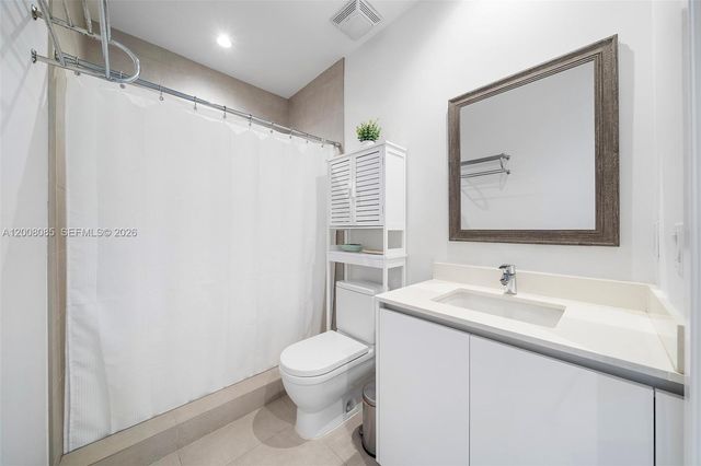 545 SW 11th St 208, Miami, FL 33129