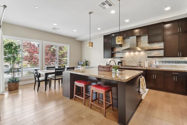 3545 Serramont Ct, Carmichael, CA 95608