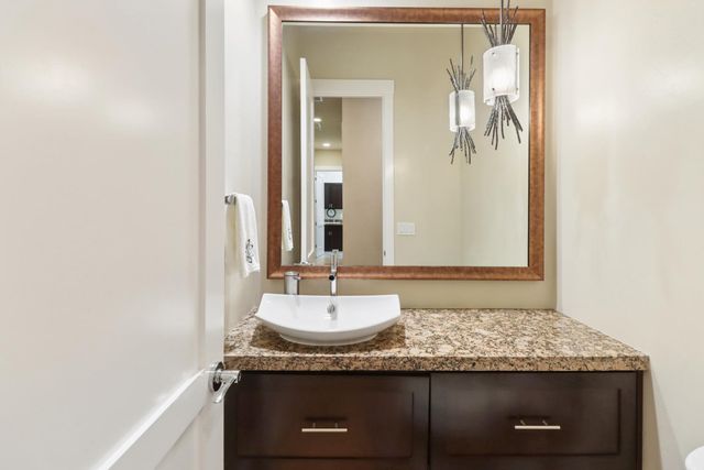 3545 Serramont Ct, Carmichael, CA 95608