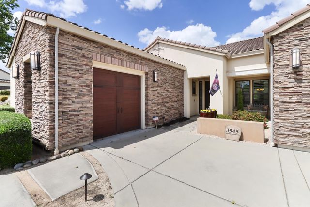 3545 Serramont Ct, Carmichael, CA 95608