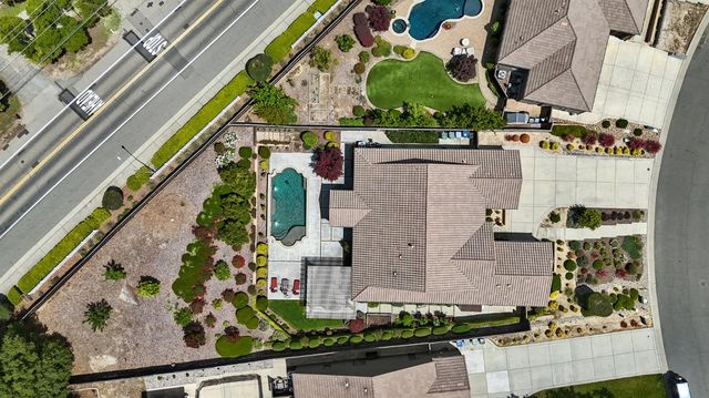 3545 Serramont Ct, Carmichael, CA 95608