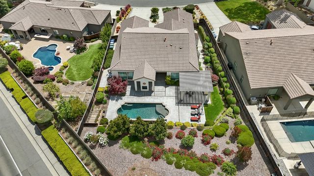 3545 Serramont Ct, Carmichael, CA 95608