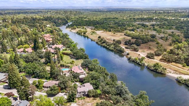 3545 Serramont Ct, Carmichael, CA 95608