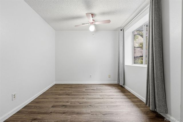 2212 S Nome Court, Aurora, CO 80014