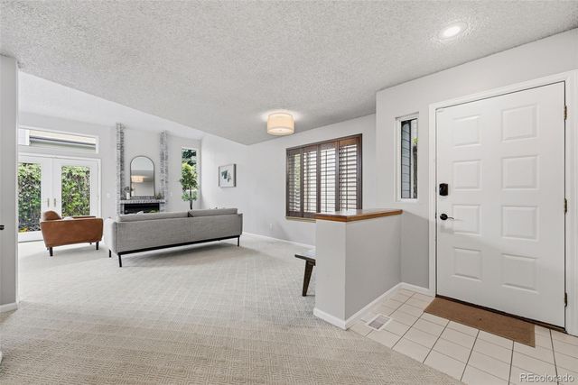 2212 S Nome Court, Aurora, CO 80014