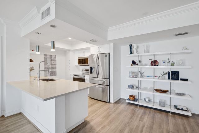 99 SE Mizner Boulevard 609, Boca Raton, FL 33432