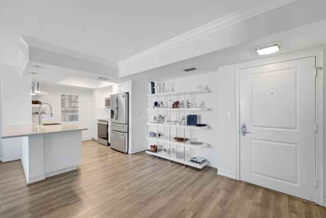 99 SE Mizner Boulevard 609, Boca Raton, FL 33432